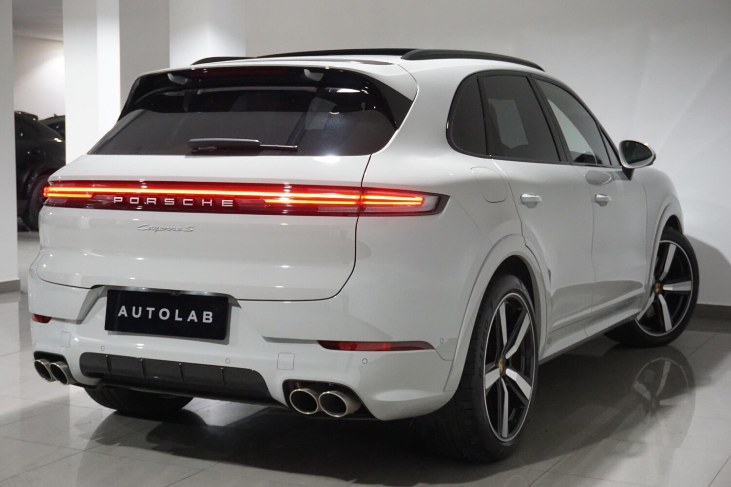 Used Porsche Cayenne 2023 for sale - 76012645: Photo 19