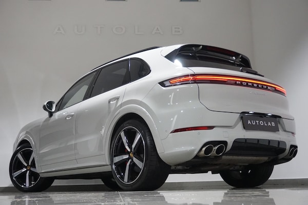 Used Porsche Cayenne 2023 for sale - 76012645: Photo 32