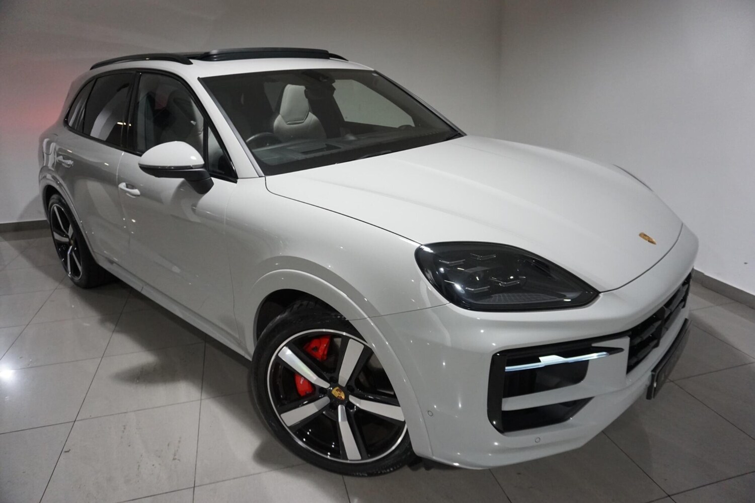 Used Porsche Cayenne 2023 for sale - 76012645: Photo 33