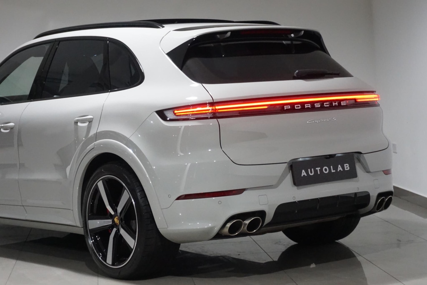 Used Porsche Cayenne 2023 for sale - 76012645: Photo 38