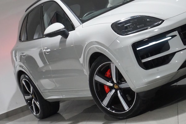 Used Porsche Cayenne 2023 for sale - 76012645: Photo 39