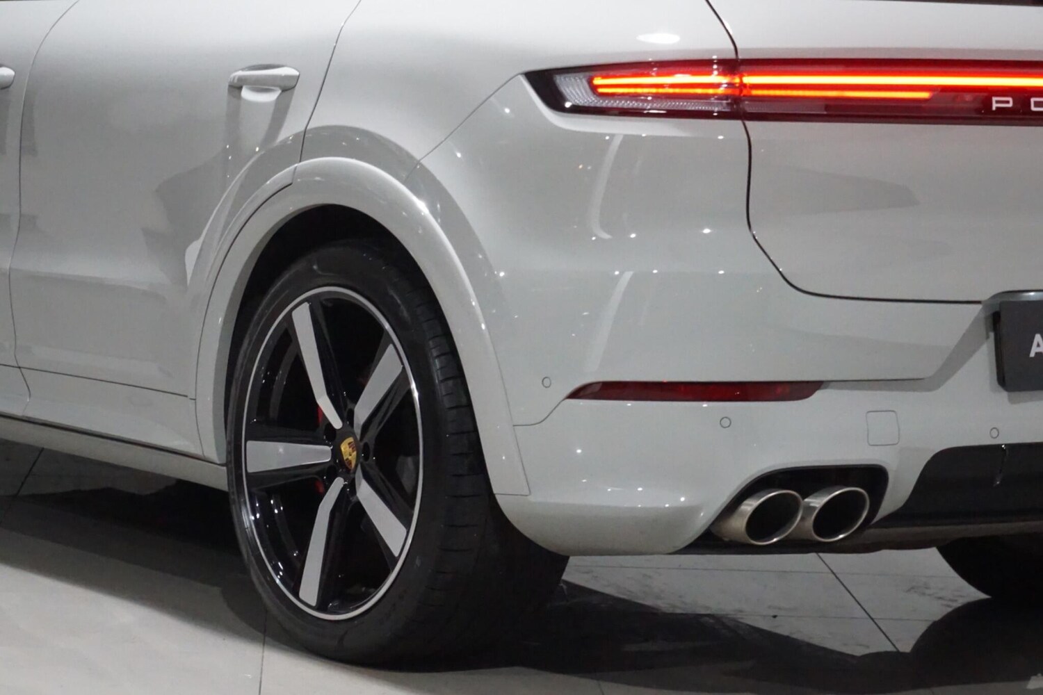 Used Porsche Cayenne 2023 for sale - 76012645: Photo 44