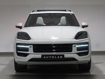 Used Porsche Cayenne 2023 for sale - 76012645: Photo