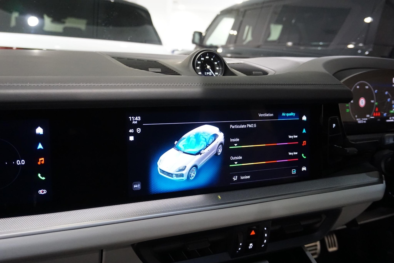 Used Porsche Cayenne 2023 for sale - 76012645: Photo 65