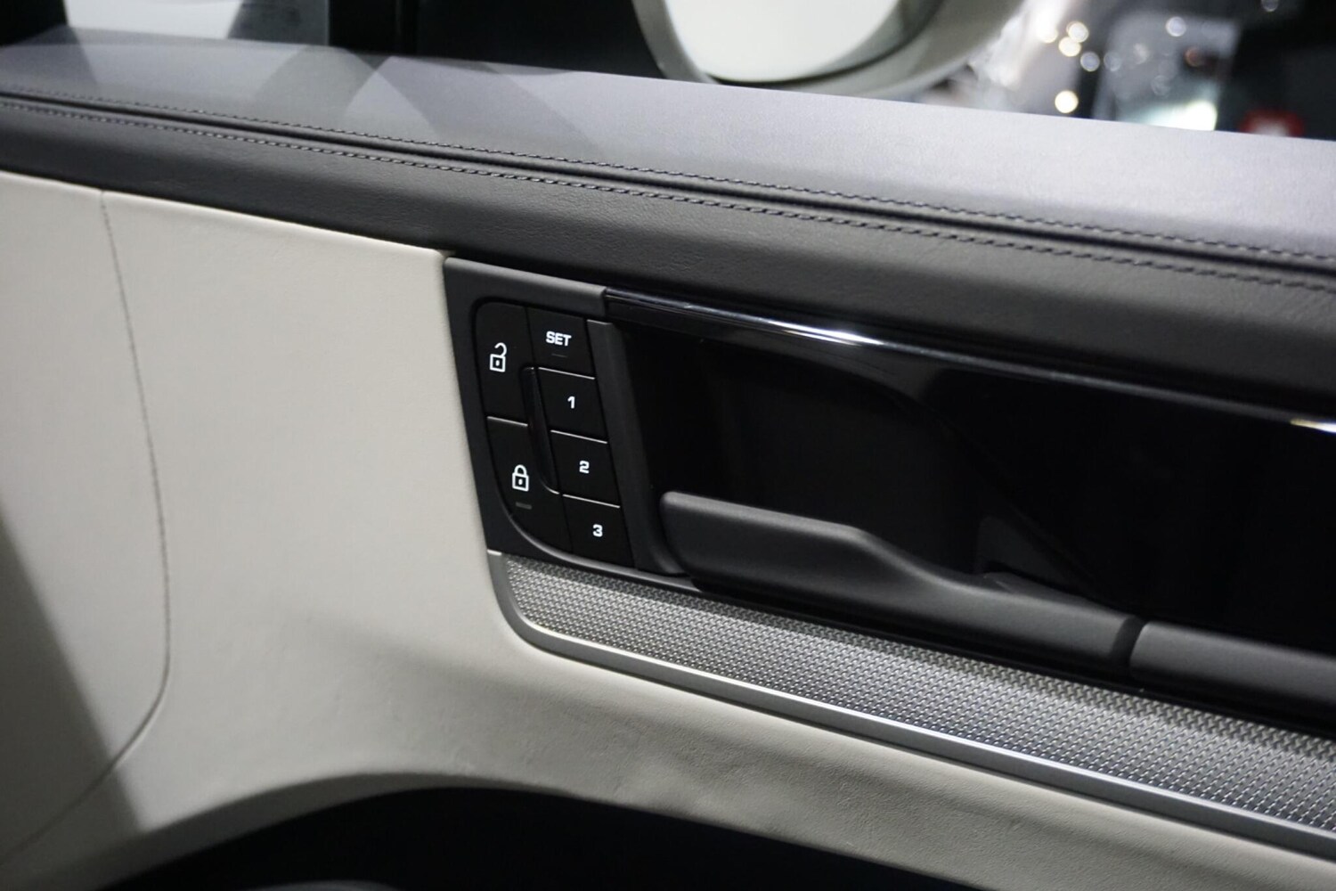 Used Porsche Cayenne 2023 for sale - 76012645: Photo 68