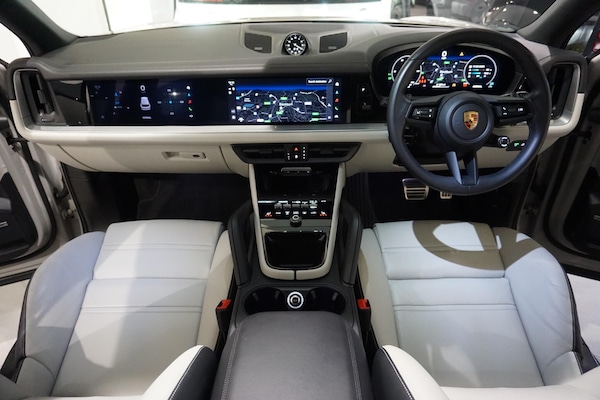 Used Porsche Cayenne 2023 for sale - 76012645: Photo 6