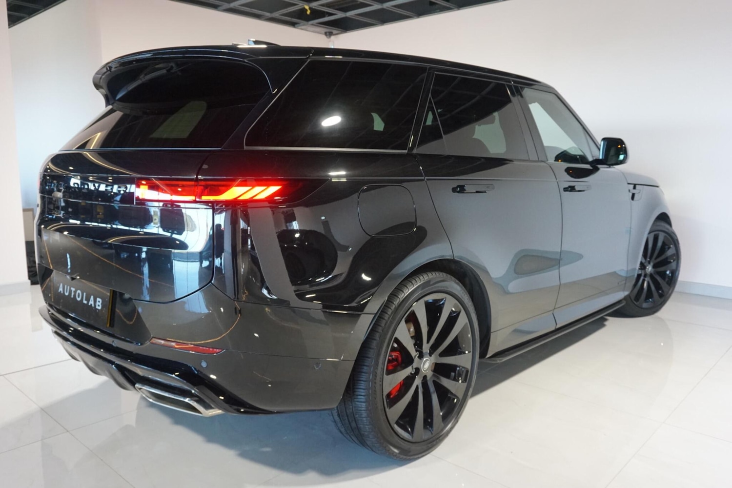 Used Land Rover Range Rover Sport 2024 for sale - 77940396: Photo 31