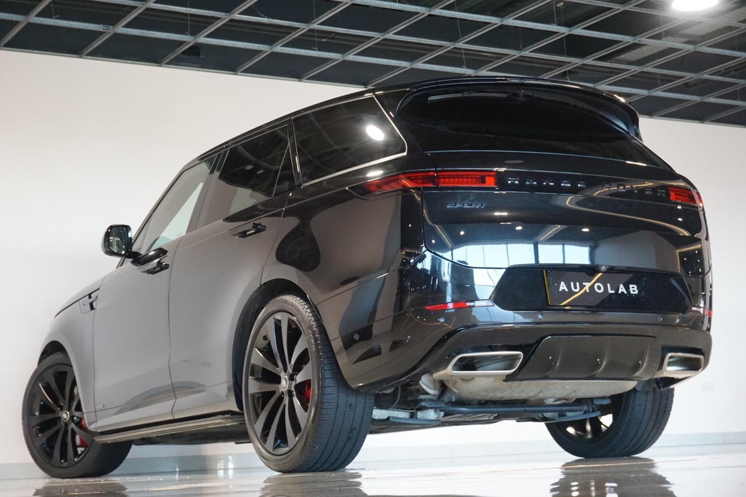 Used Land Rover Range Rover Sport 2024 for sale - 77940396: Photo 33