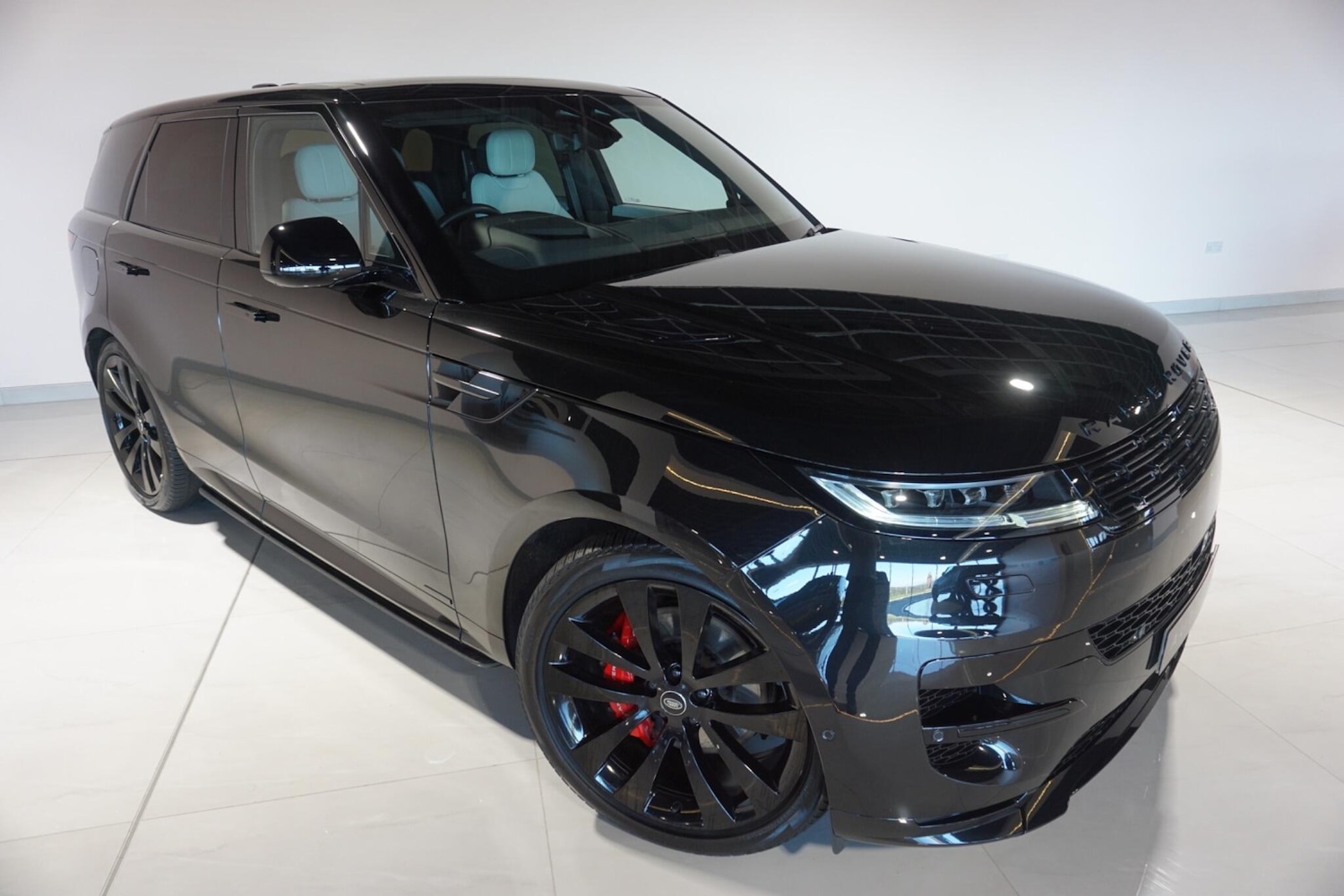 Used Land Rover Range Rover Sport 2024 for sale - 77940396: Photo 39