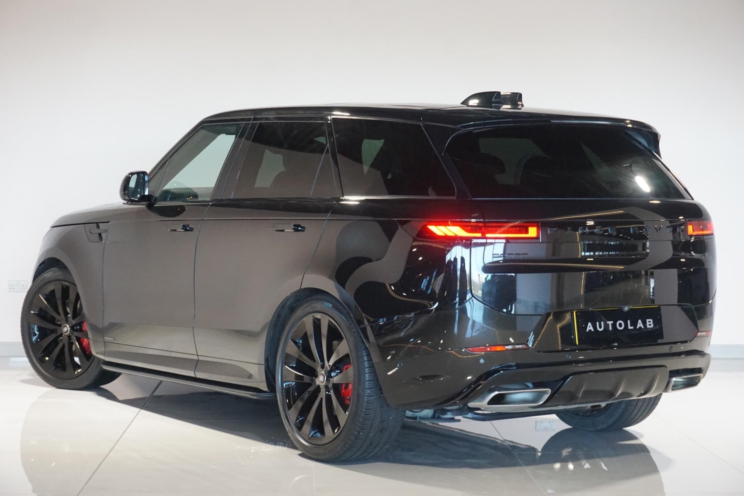 Used Land Rover Range Rover Sport 2024 for sale - 77940396: Photo 42