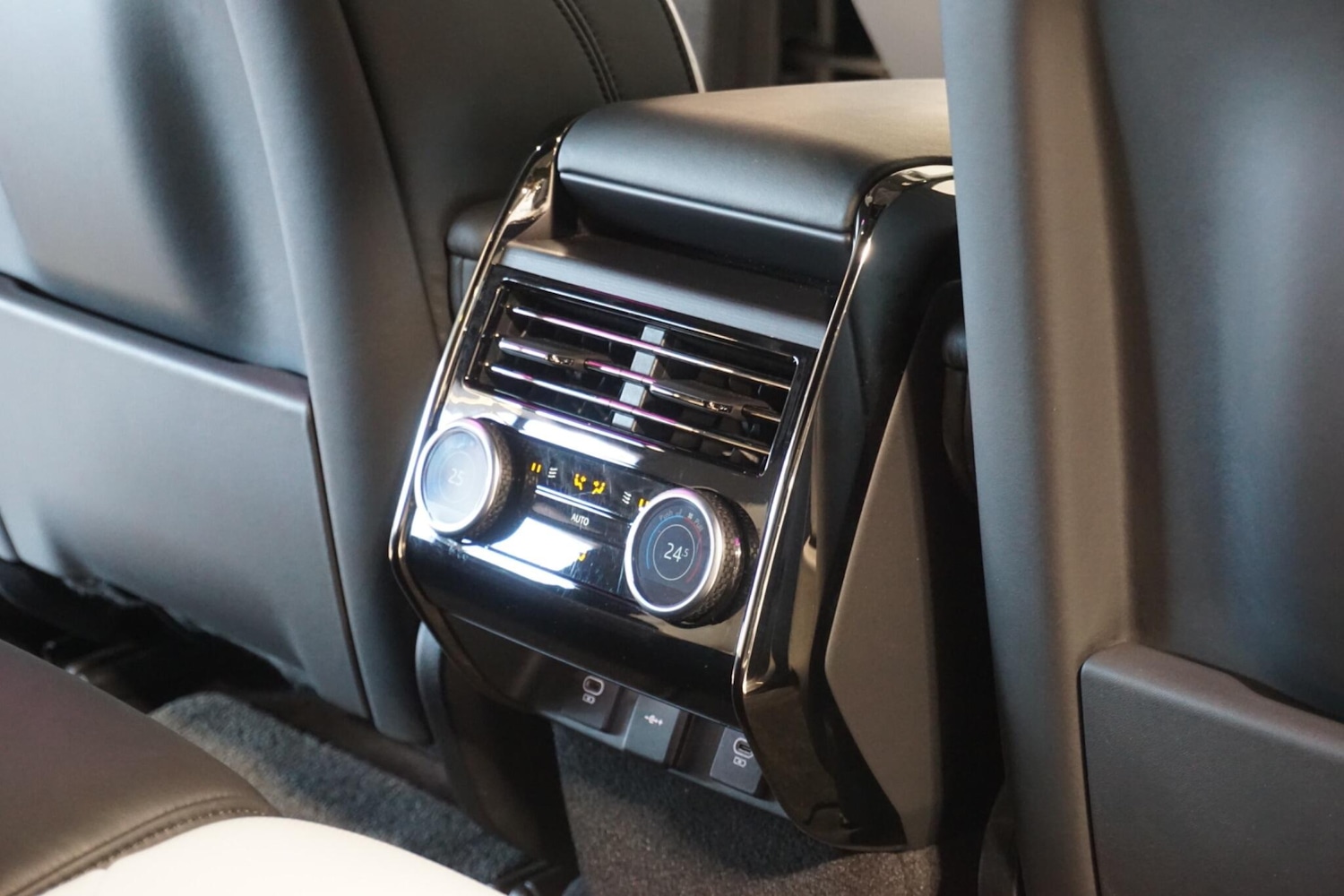 Used Land Rover Range Rover Sport 2024 for sale - 77940396: Photo 68