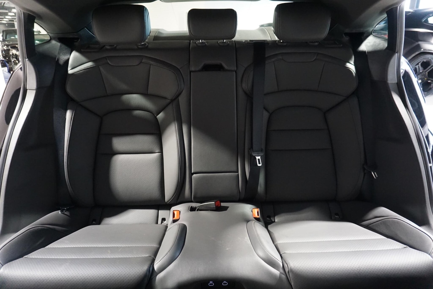 Used Porsche Taycan 2021 for sale - 77155389: Photo 10