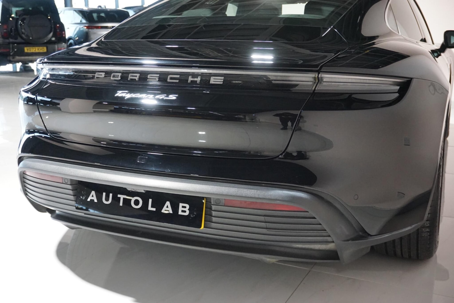 Used Porsche Taycan 2021 for sale - 77155389: Photo 64