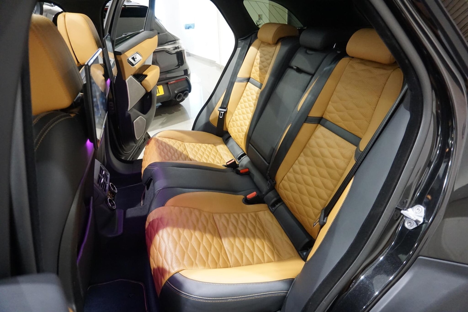 Used Land Rover Range Rover Velar 2019 for sale - 76360080: Photo 12