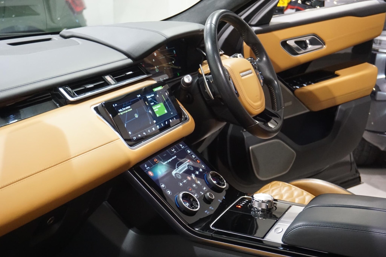 Used Land Rover Range Rover Velar 2019 for sale - 76360080: Photo 56