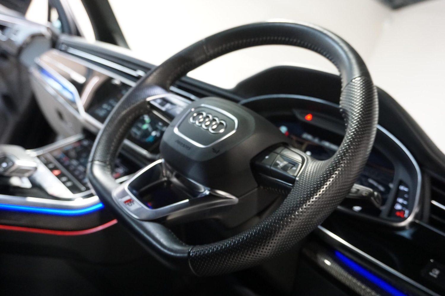 Used Audi Q7 2021 for sale - 77396031: Photo 60