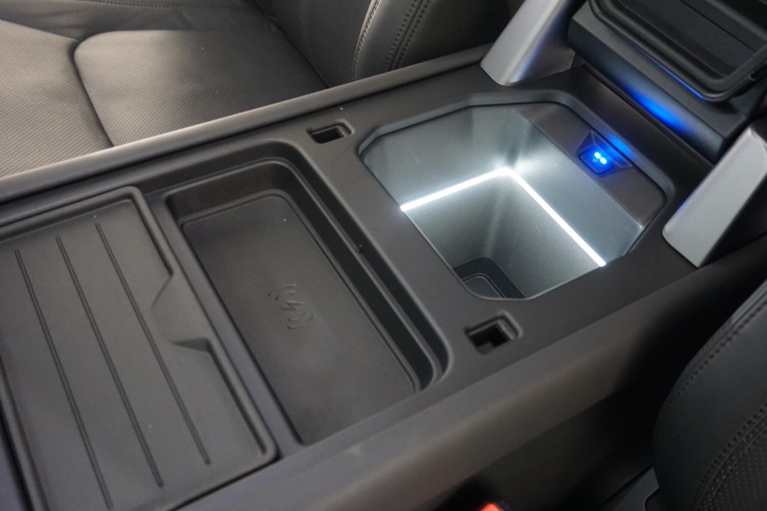 Used Land Rover Defender 110 for sale - 76996251: Photo 23