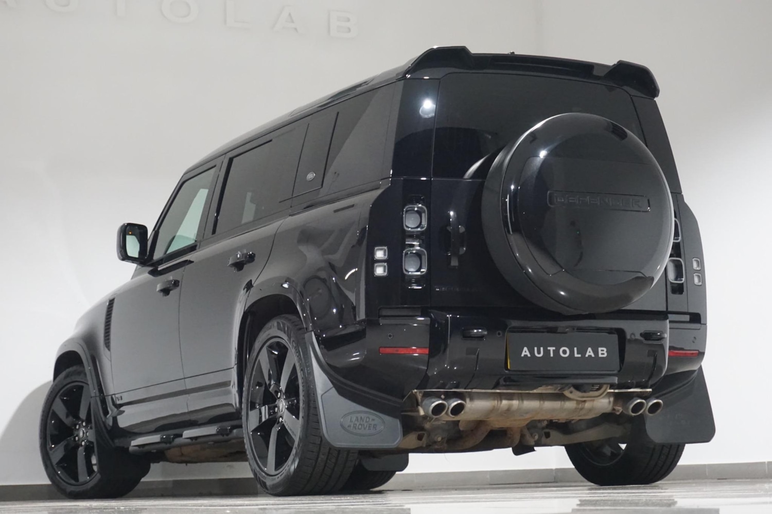 Used Land Rover Defender 110 for sale - 76996251: Photo 34