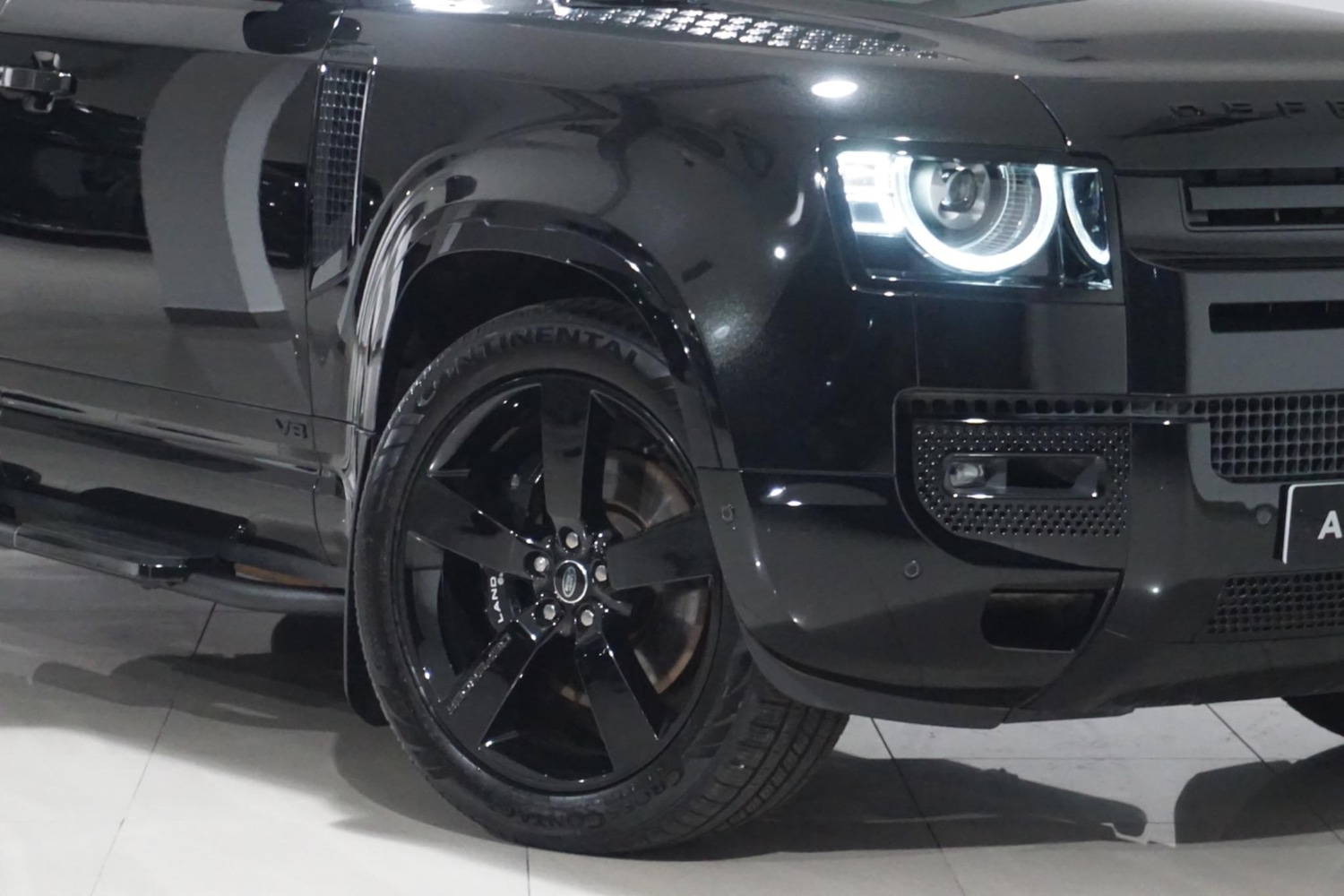 Used Land Rover Defender 110 for sale - 76996251: Photo 50