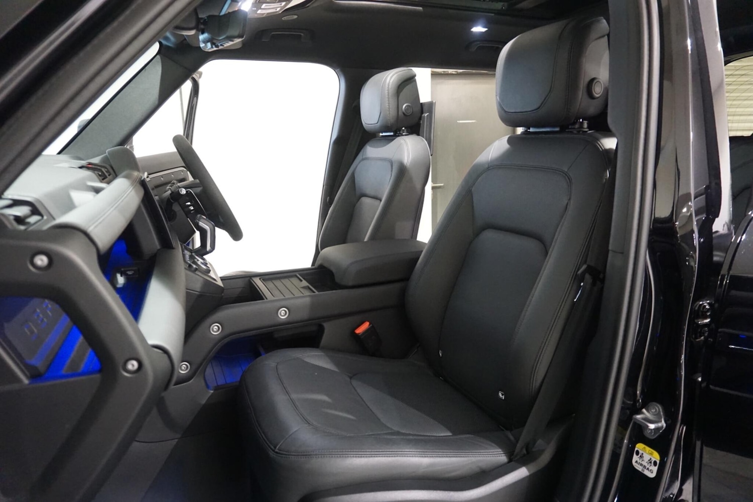 Used Land Rover Defender 110 for sale - 76996251: Photo 57