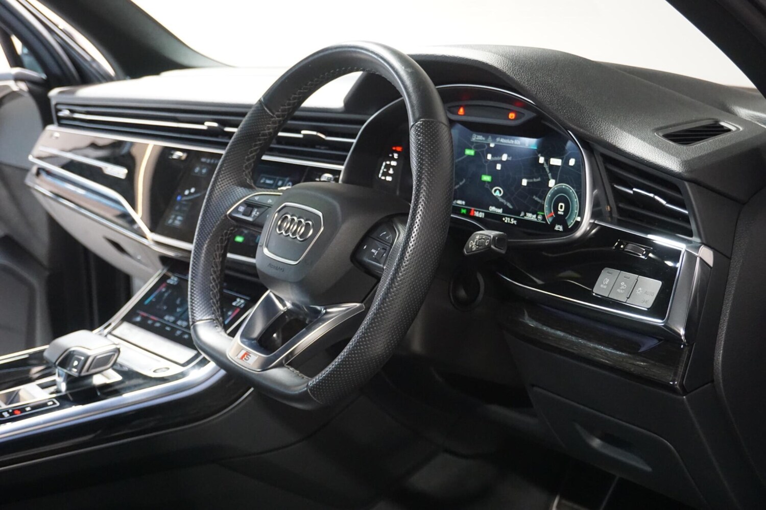 Used Audi Q7 for sale - 77825106: Photo 14