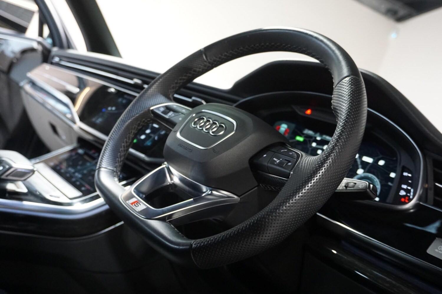 Used Audi Q7 for sale - 77825106: Photo 58