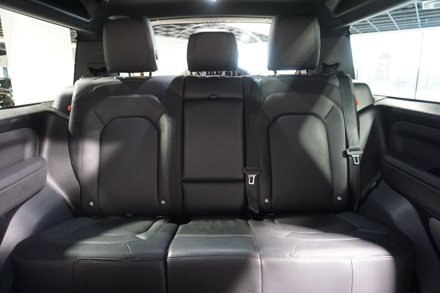 Used Land Rover Defender 90 for sale - 78115763: Photo 10