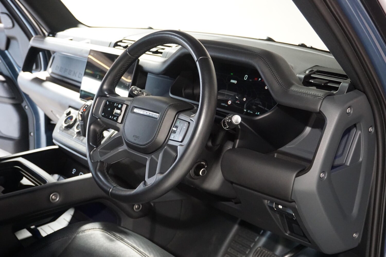 Used Land Rover Defender 90 for sale - 78115763: Photo 13