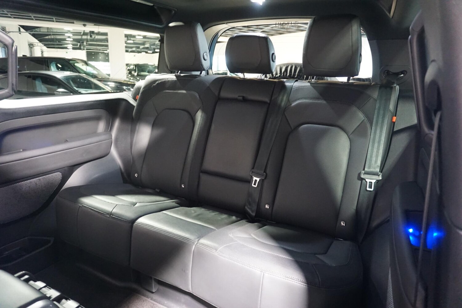 Used Land Rover Defender 90 for sale - 78115763: Photo 14