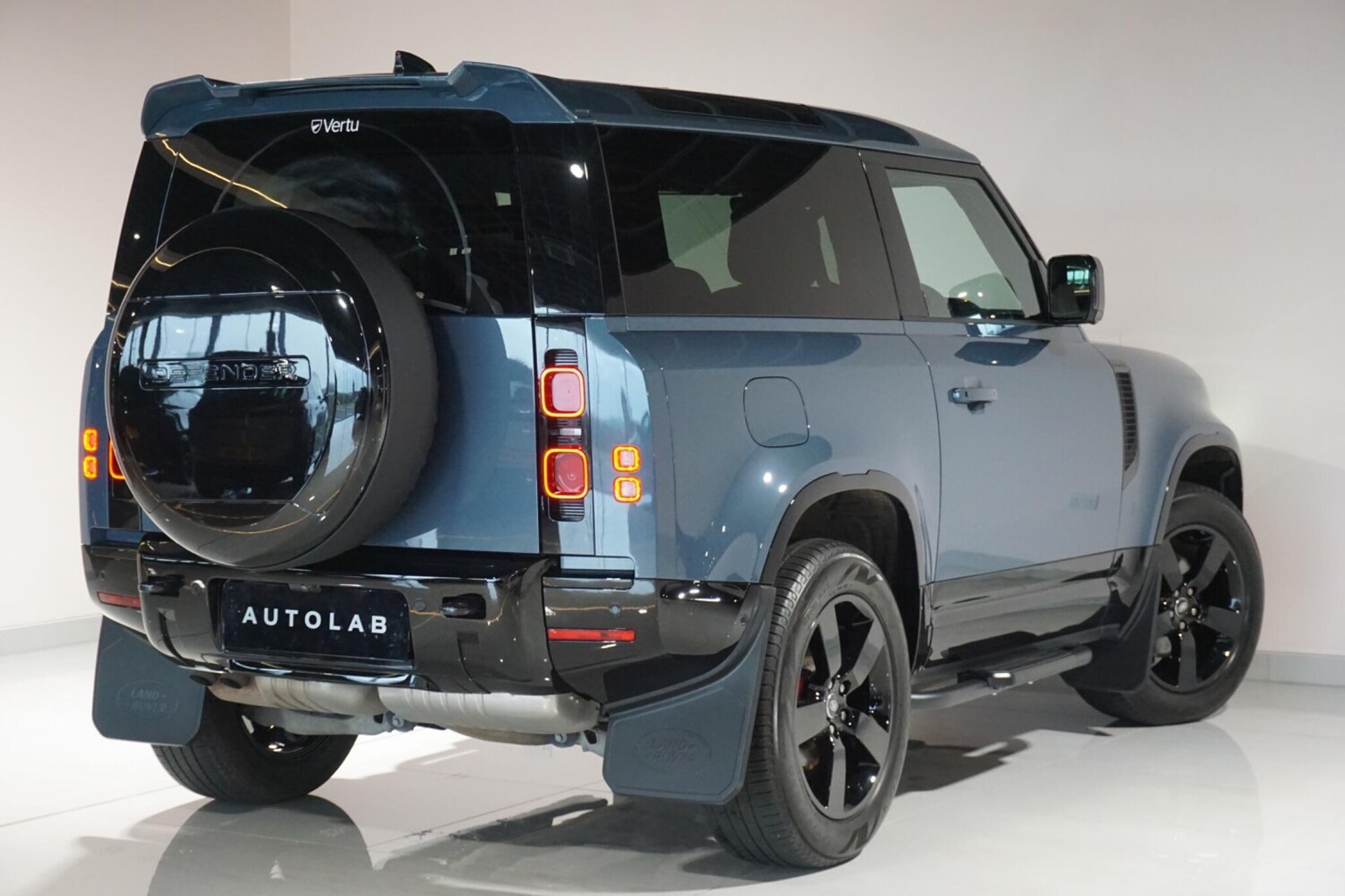 Used Land Rover Defender 90 for sale - 78115763: Photo 21