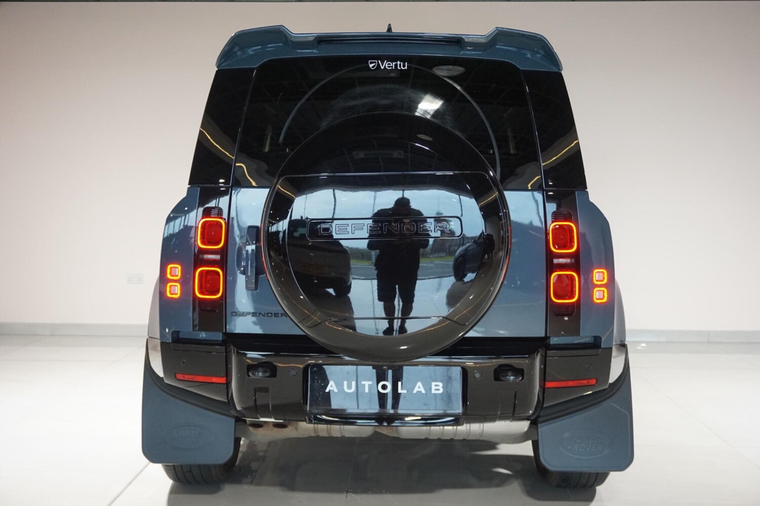 Used Land Rover Defender 90 for sale - 78115763: Photo 26