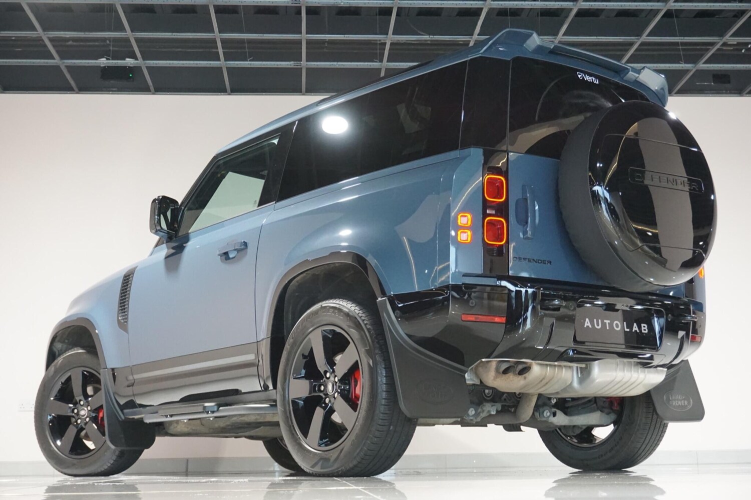 Used Land Rover Defender 90 for sale - 78115763: Photo 34