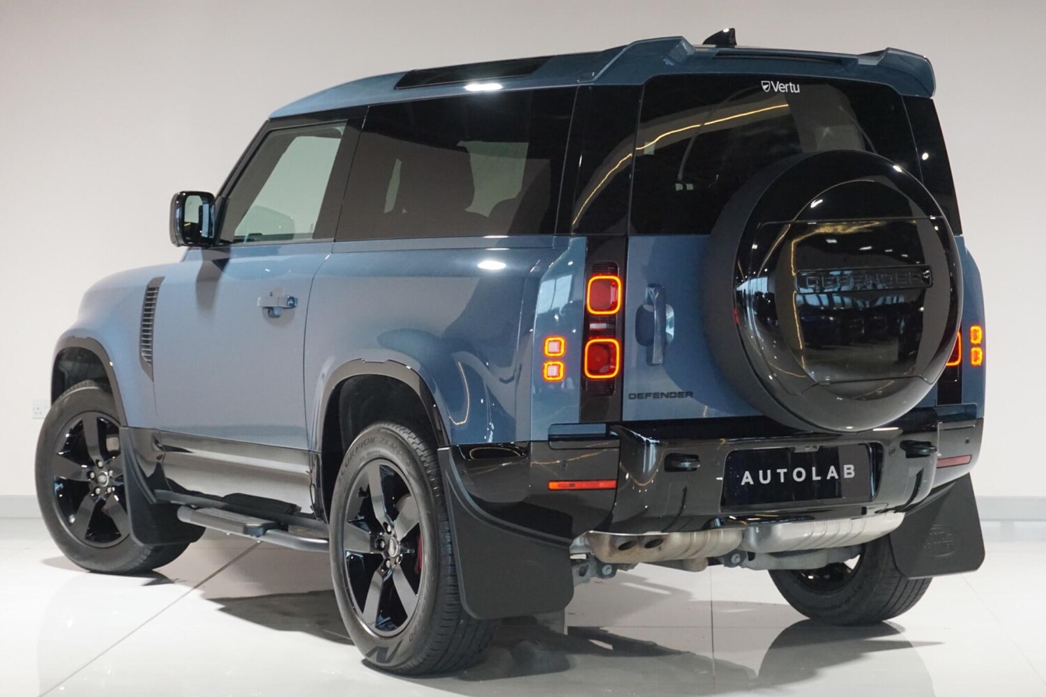 Used Land Rover Defender 90 for sale - 78115763: Photo 6