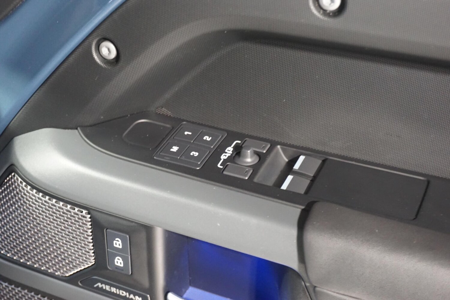 Used Land Rover Defender 90 for sale - 78115763: Photo 61