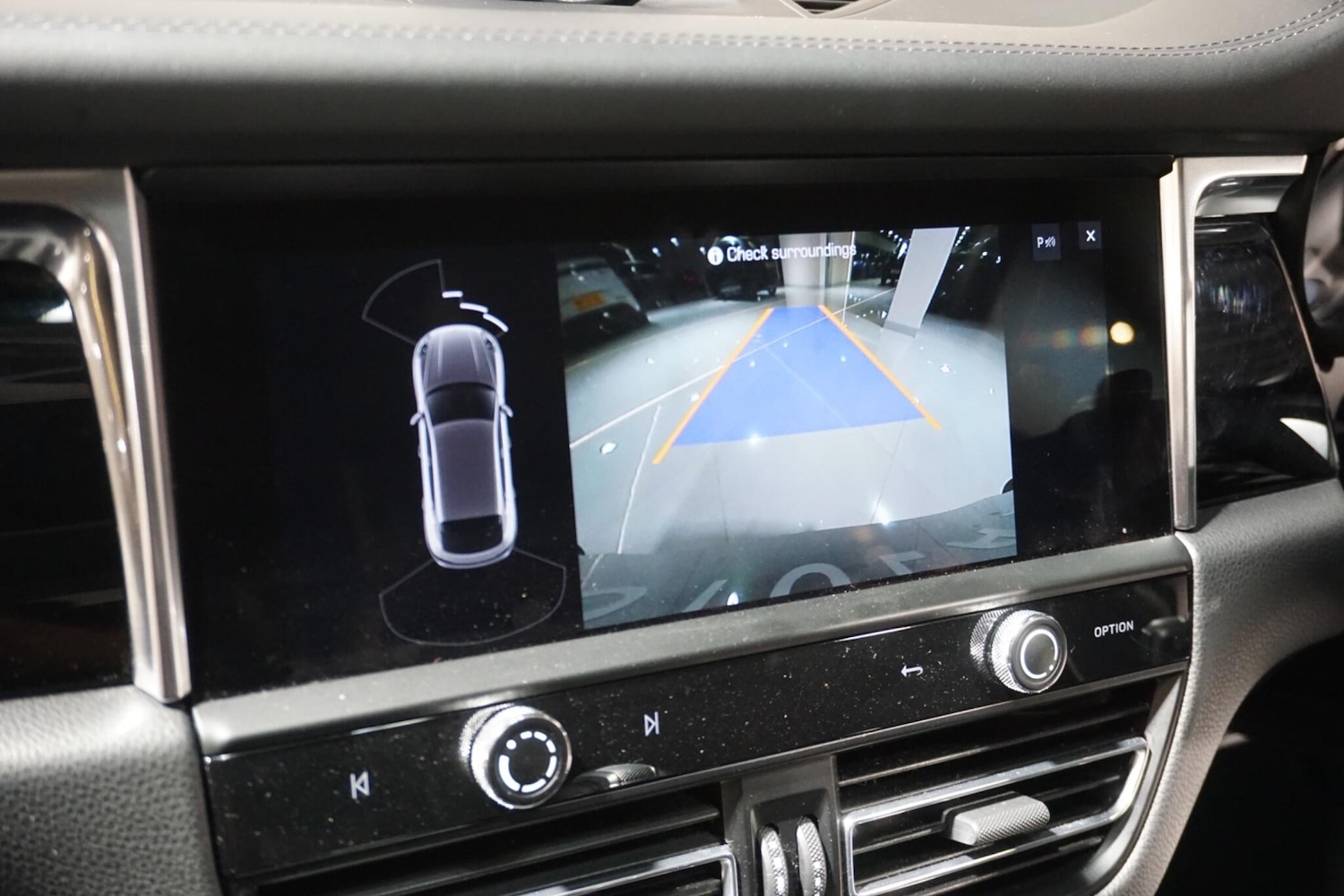 Used Porsche Macan 2023 for sale - 78006515: Photo 18