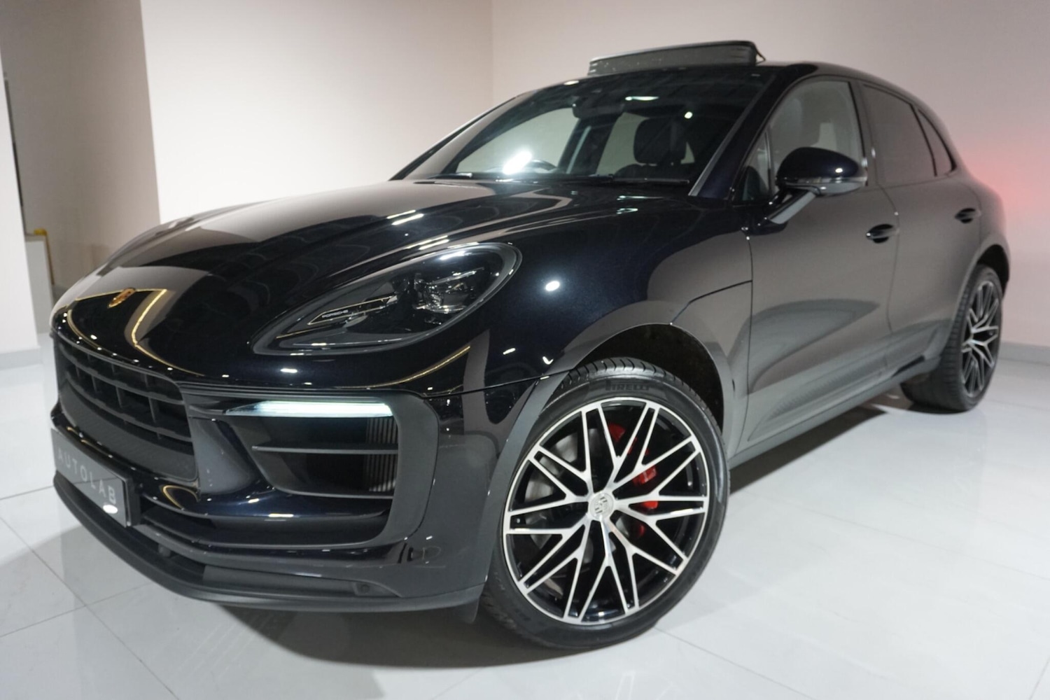 Used Porsche Macan 2023 for sale - 78006515: Photo 24