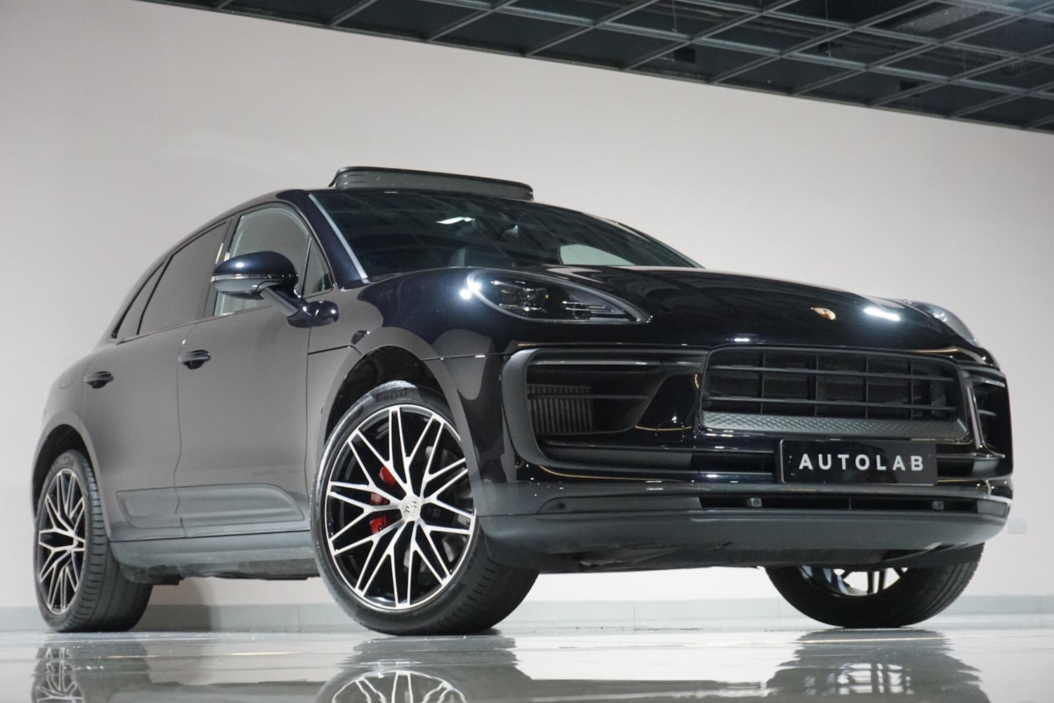 Used Porsche Macan 2023 for sale - 78006515: Photo 28