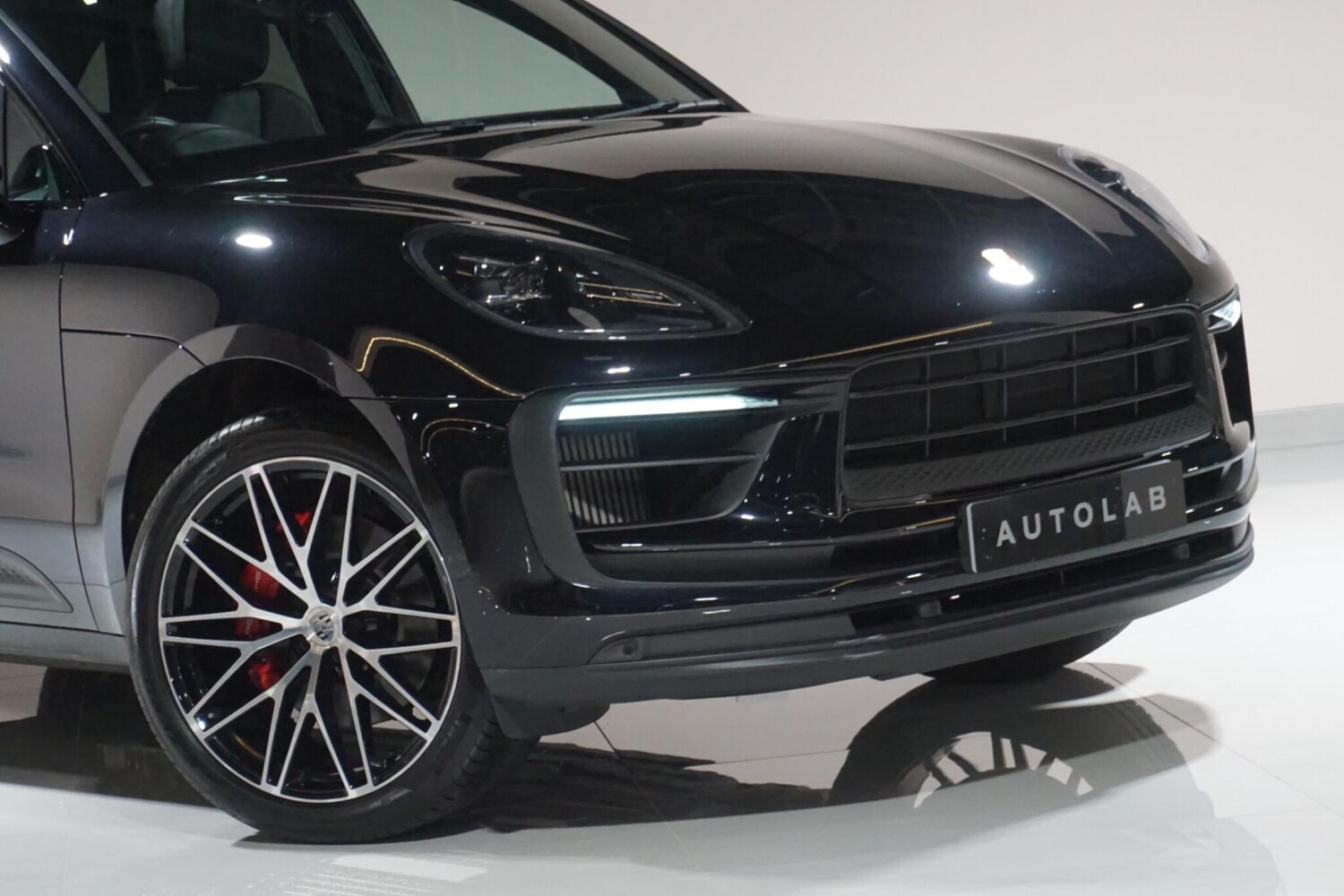 Used Porsche Macan 2023 for sale - 78006515: Photo 39