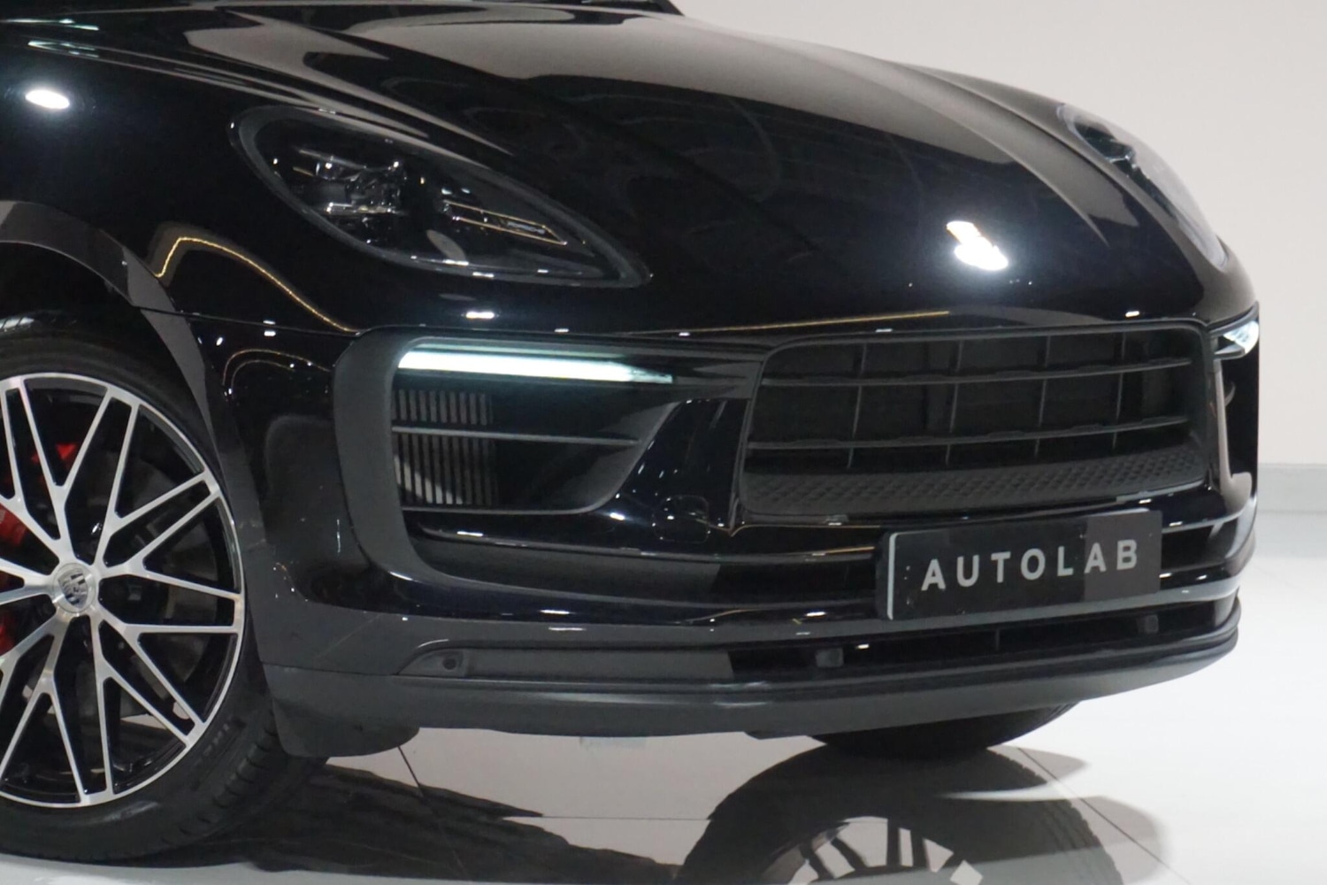 Used Porsche Macan 2023 for sale - 78006515: Photo 43