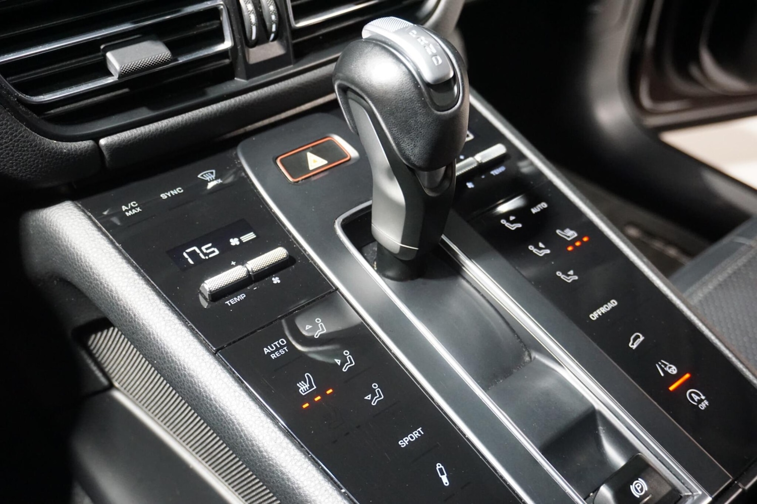 Used Porsche Macan 2023 for sale - 78006515: Photo 67