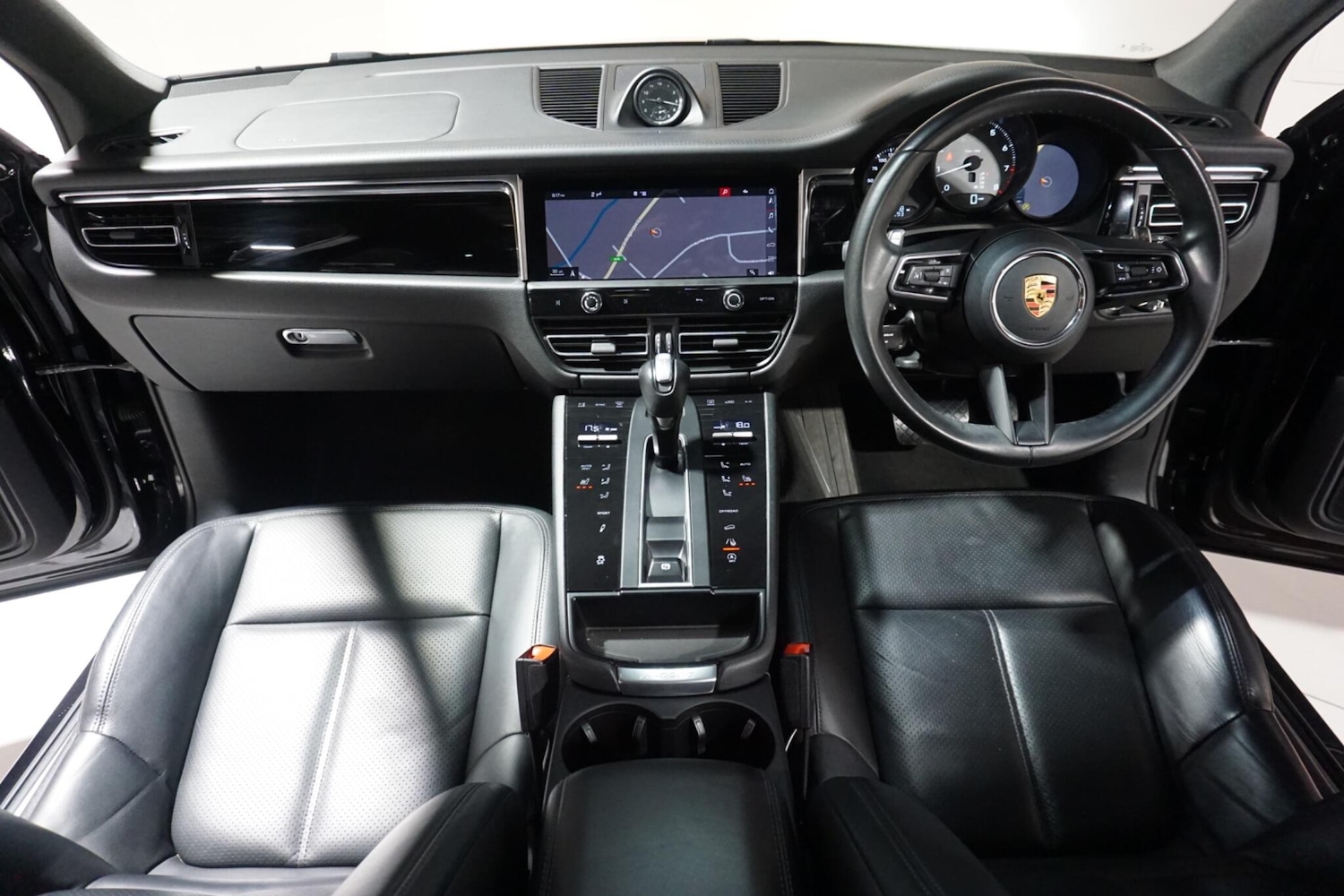 Used Porsche Macan 2023 for sale - 78006515: Photo 9