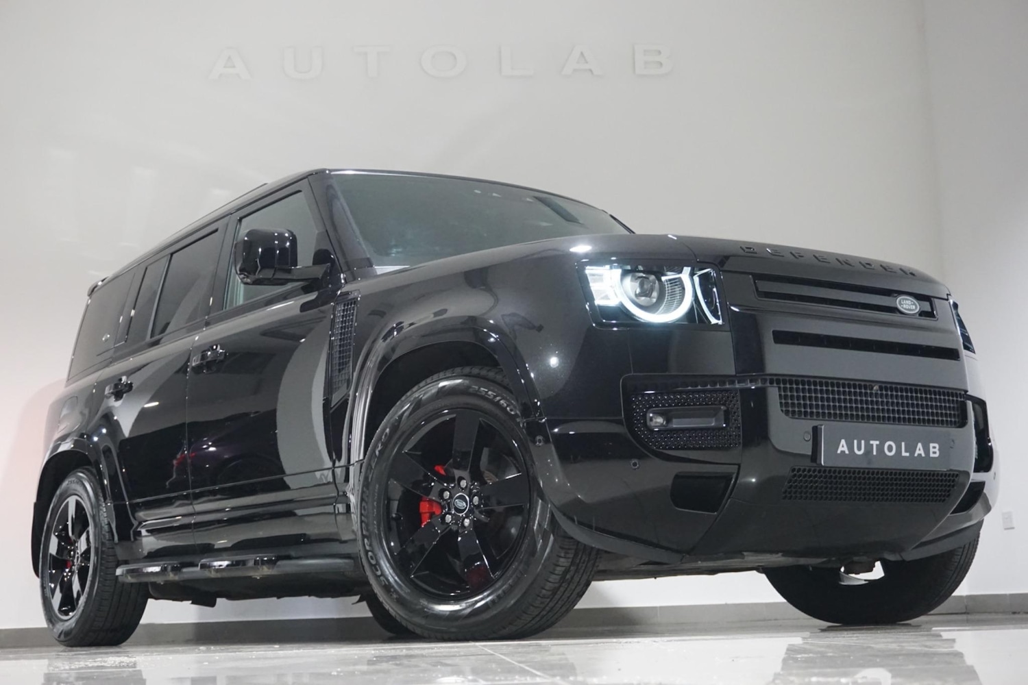 Used Land Rover Defender 2023 for sale - 77016449: Photo 32