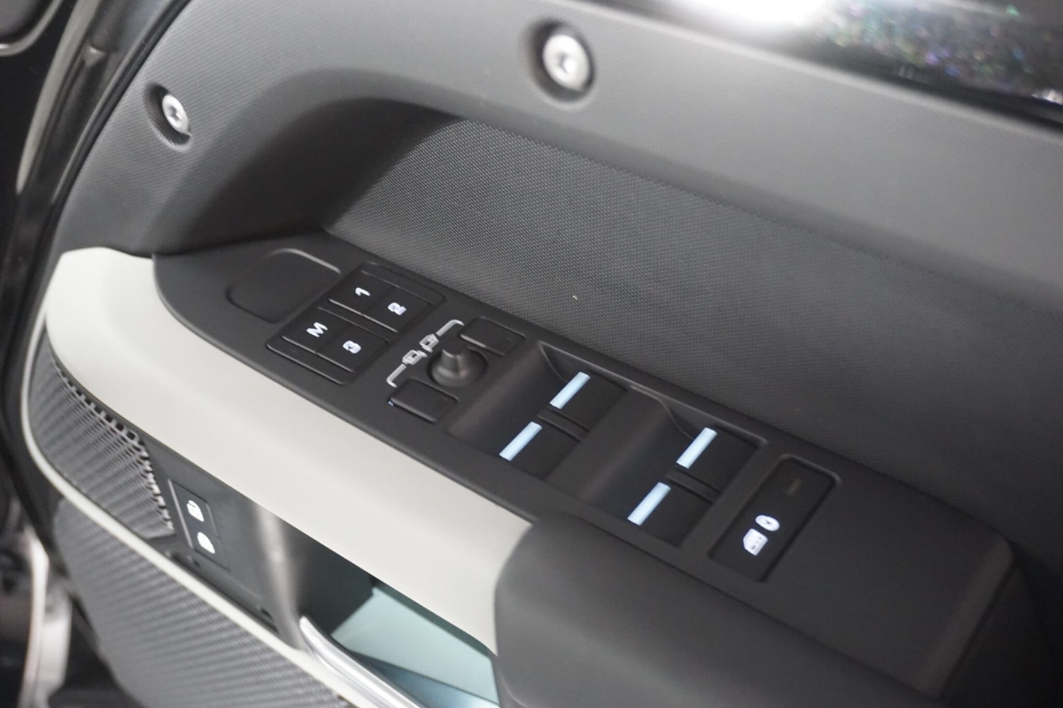 Used Land Rover Defender 2023 for sale - 77016449: Photo 62