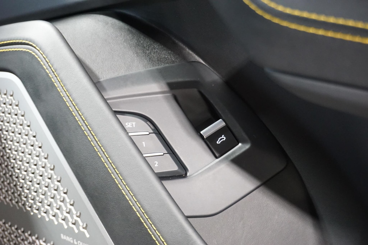 Used Lamborghini Urus 2022 for sale - 77957426: Photo 74