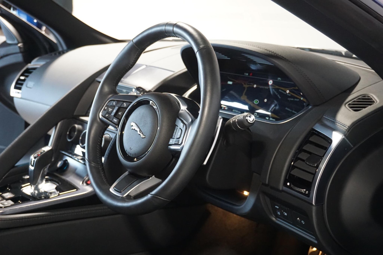 Used Jaguar F-Type 2021 for sale - 77957293: Photo 11