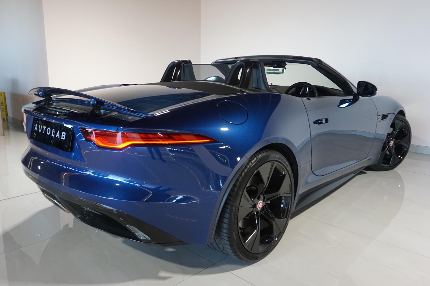 Used Jaguar F-Type 2021 for sale - 77957293: Photo 22