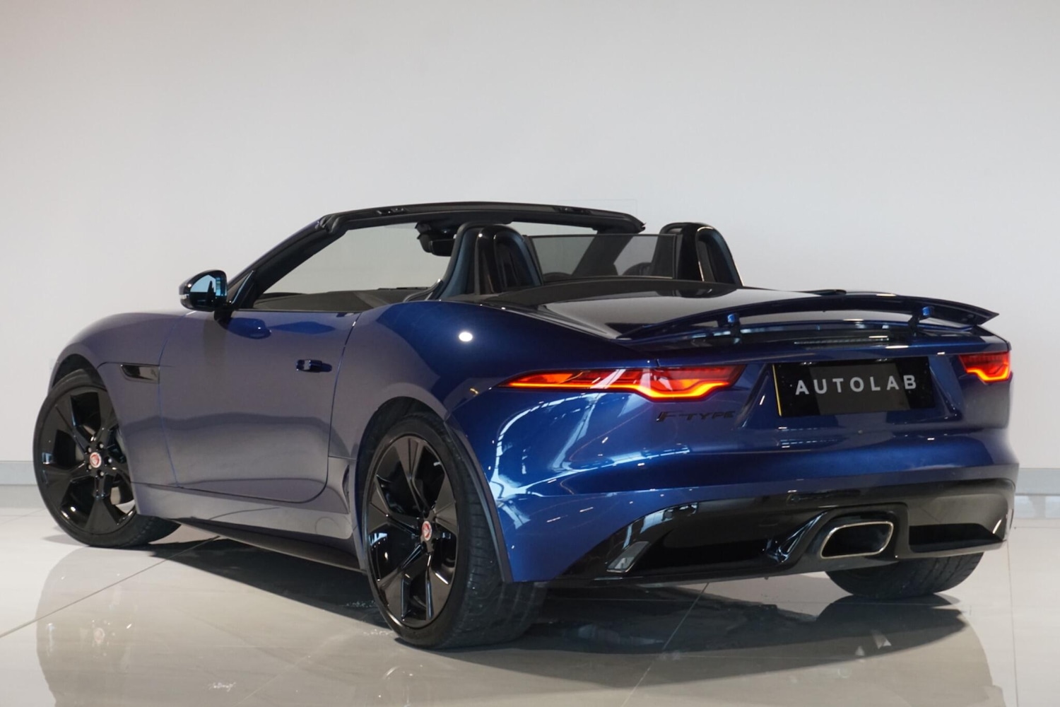 Used Jaguar F-Type 2021 for sale - 77957293: Photo 6