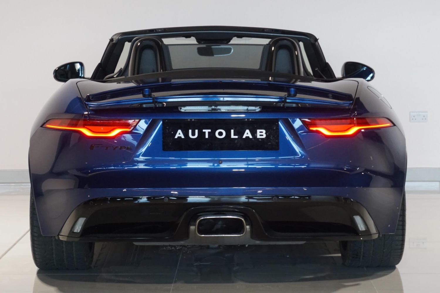 Used Jaguar F-Type 2021 for sale - 77957293: Photo 8