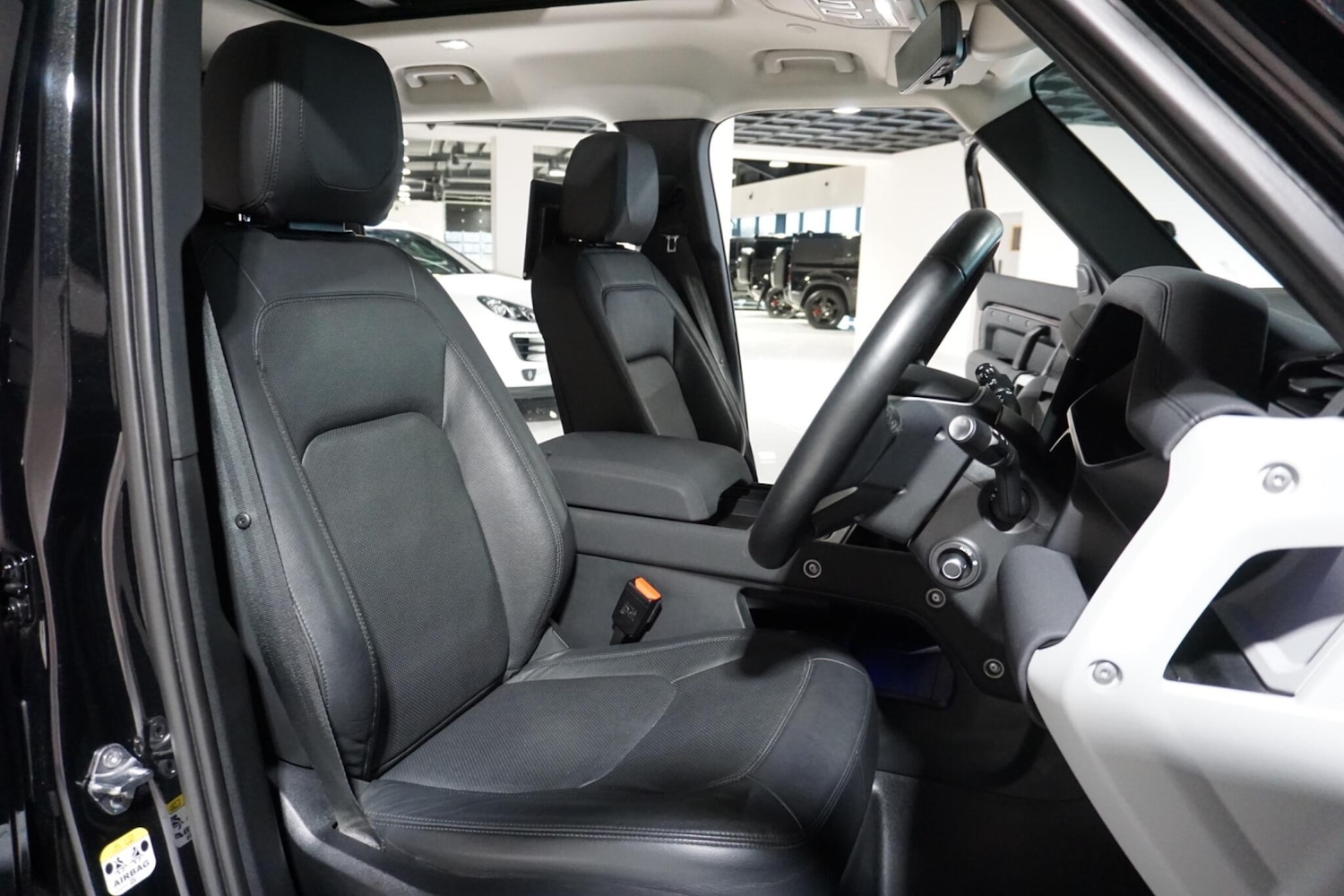 Used Land Rover Defender 2022 for sale - 77016411: Photo 13