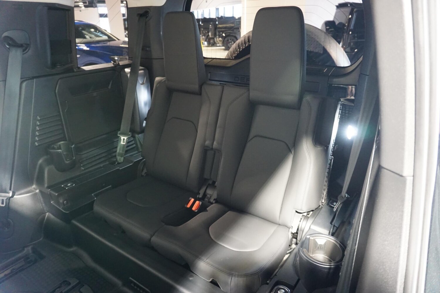 Used Land Rover Defender 110 for sale - 77670342: Photo 18